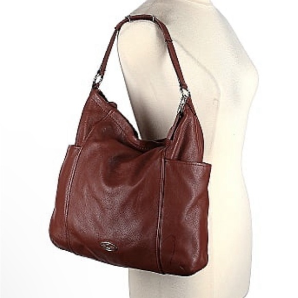 Coach Handbags - Coach brown Leather Shoulder Bag